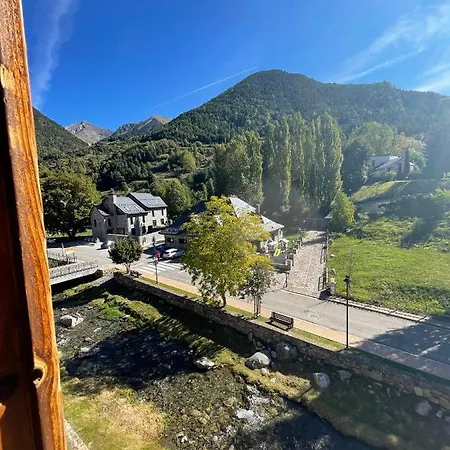 Atico El Mirador De Sallent Appartement